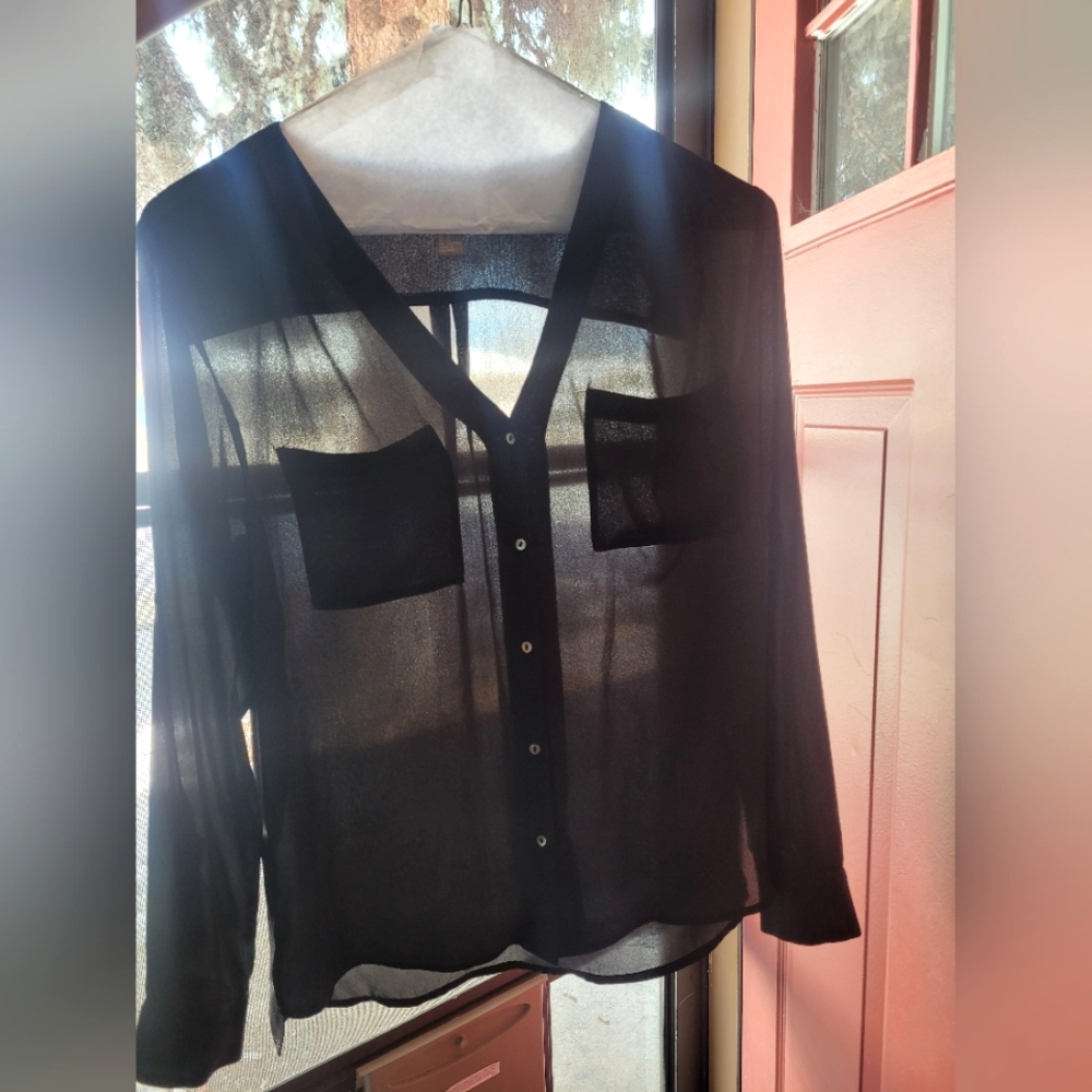 Thin black women's top